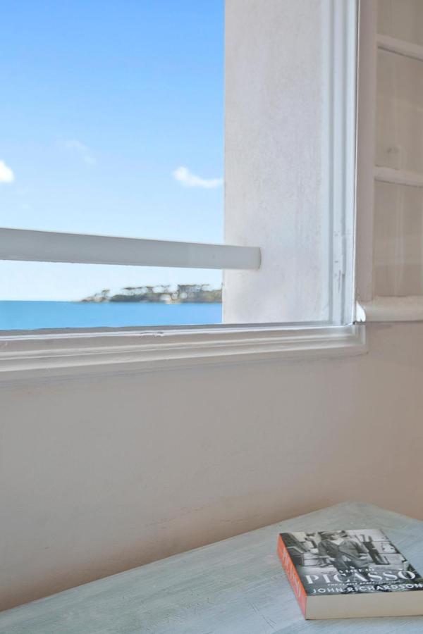 The Sea Apartment 2 - Sea View On The Ramparts Of Old Town Antibes Exterior foto